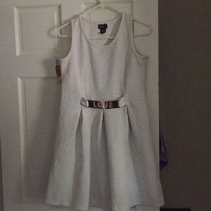 Worn once for graduation. Lost interest after